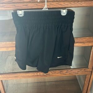 Nike Women's One Dri-FIT Ultra High-Waisted 3" Brief-Lined Shorts